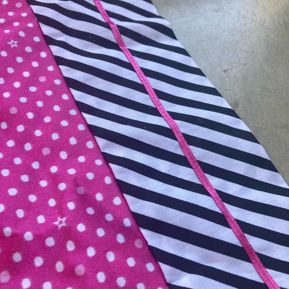 American Girl hot pink and black diagonal stripe bedspread - Picture 4 of 7